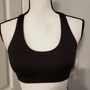 Old Navy Medium Support Go Dry Active Removable Cups NWT Sports Bra Size XS